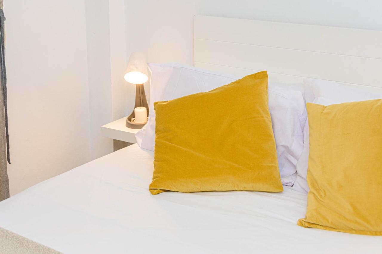 Wintowinrentals Coqueto Apartamento En El Centro De มาลากา ภายนอก รูปภาพ