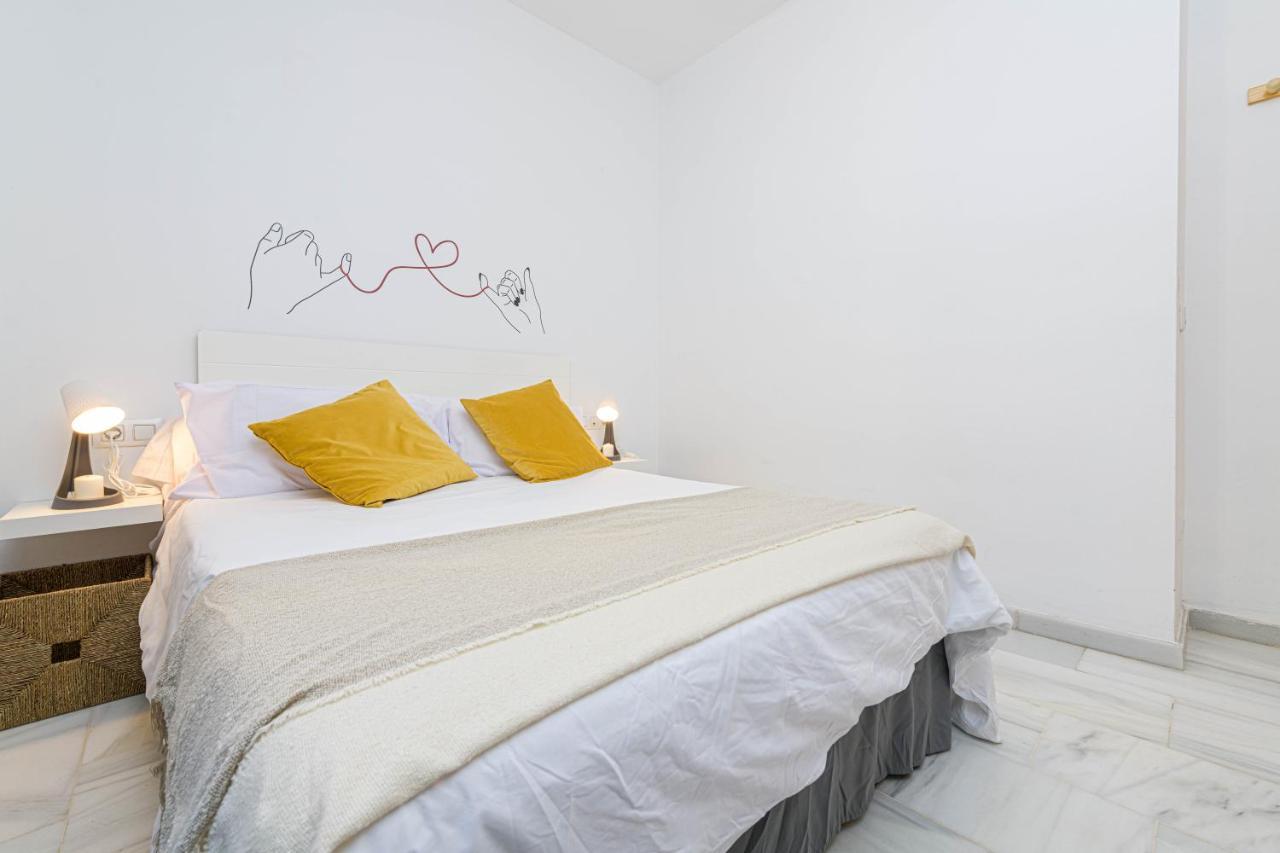 Wintowinrentals Coqueto Apartamento En El Centro De มาลากา ภายนอก รูปภาพ