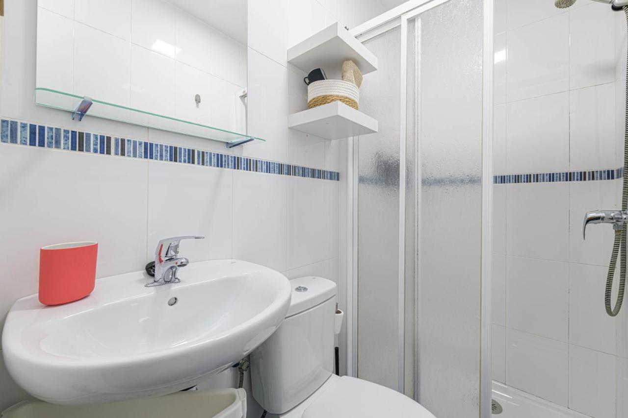 Wintowinrentals Coqueto Apartamento En El Centro De มาลากา ภายนอก รูปภาพ