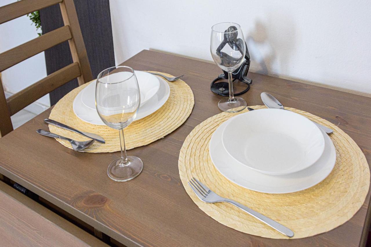Wintowinrentals Coqueto Apartamento En El Centro De มาลากา ภายนอก รูปภาพ